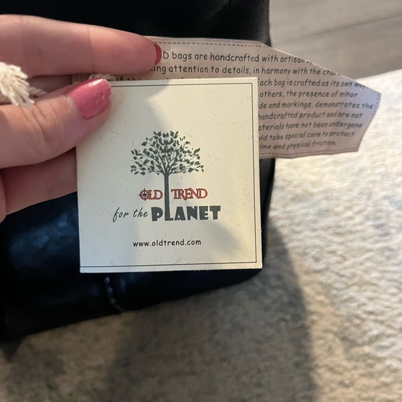 Black Leather Tote Bag - Picture 3 of 7